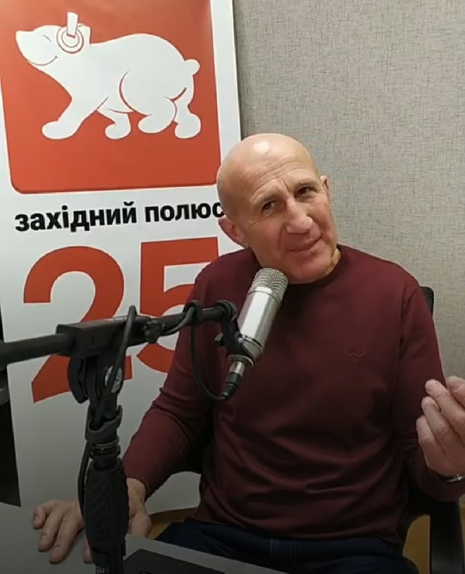 Різні разом: уродженець Донбасу Сергій Єрьомін творить у Франківську маленьку Францію