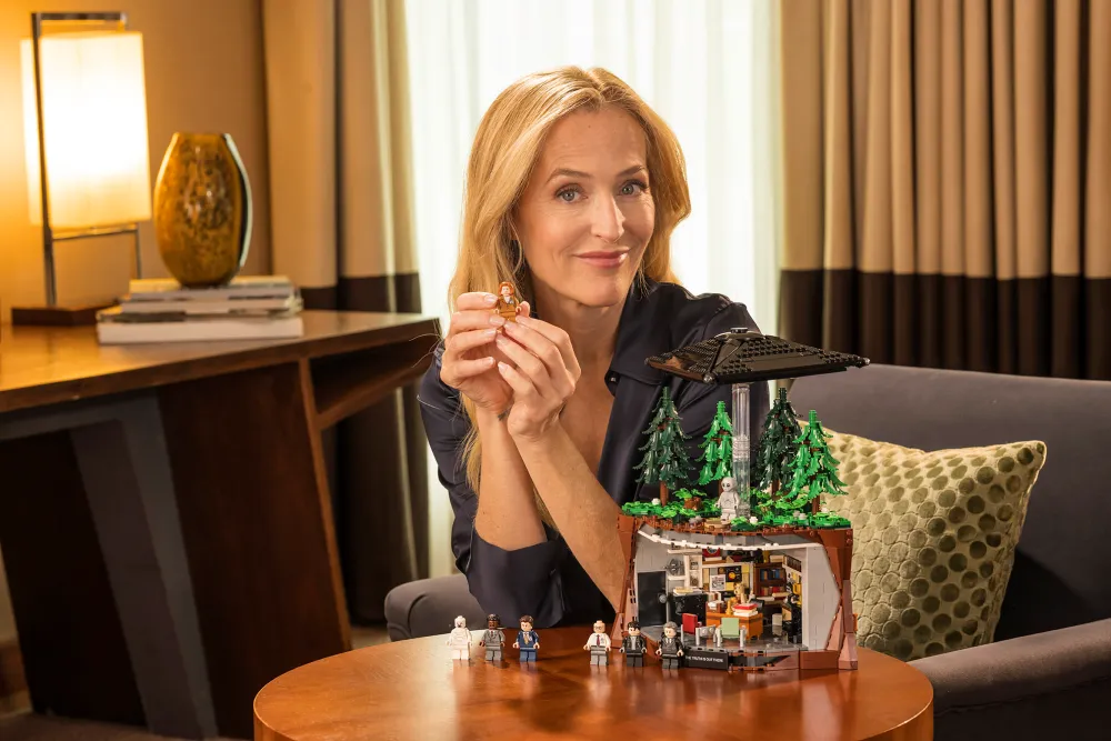 Lego випустить набір за мотивами “Секретних матеріалів” з Малдером і Скаллі (ВІДЕО)