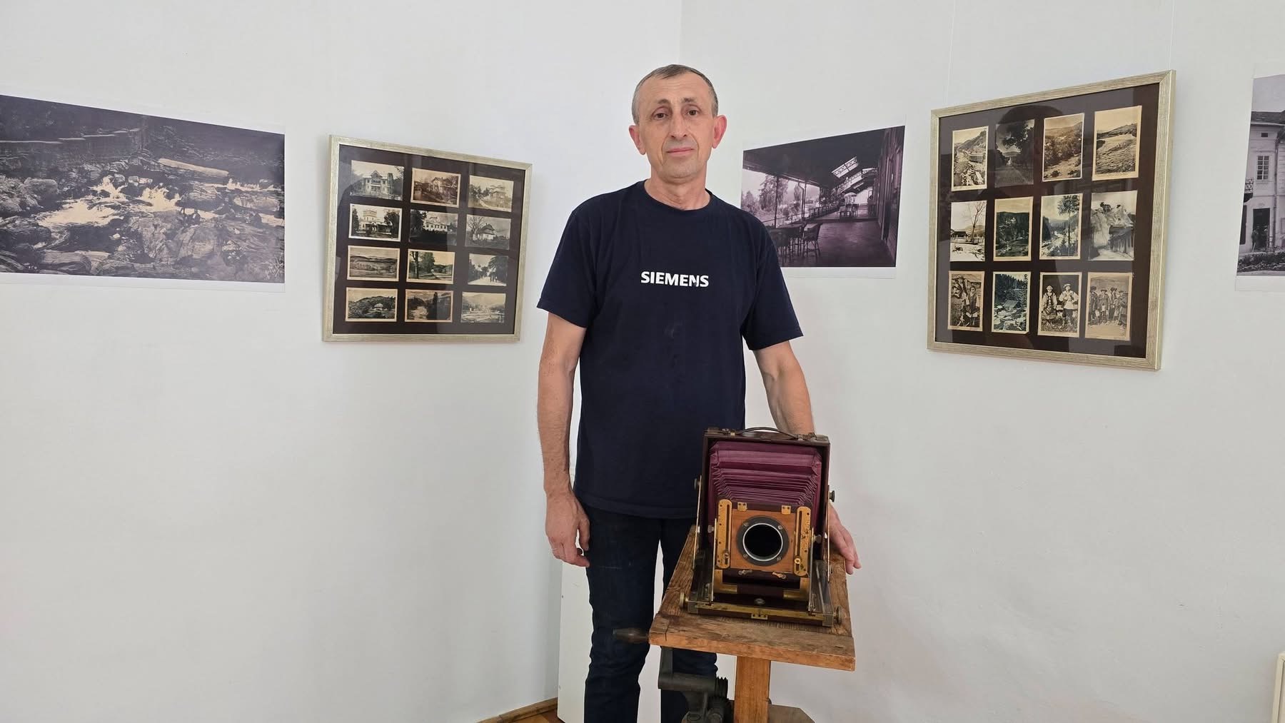 У Косові відкрили виставку столітніх фотопоштівок та запустили історичний вебквест