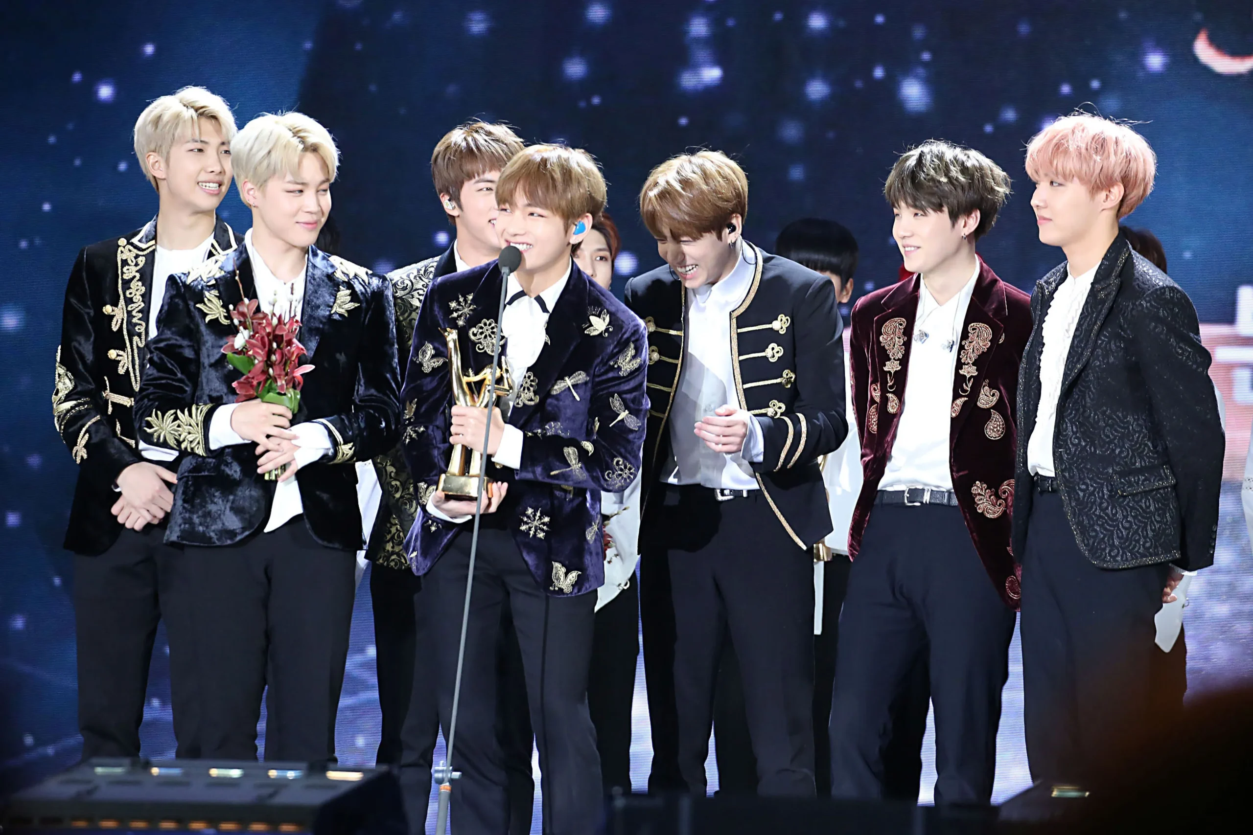 Південнокорейський гурт BTS оголосив бойкот премії “Греммі” через нову номінацію